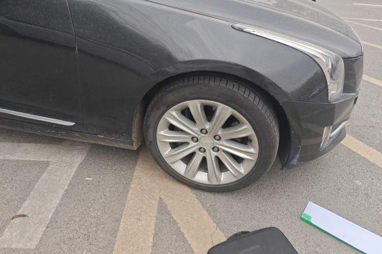 Used Cadillac ATS-L 2016 28T Fashion Edition Right Front Wheel Hub