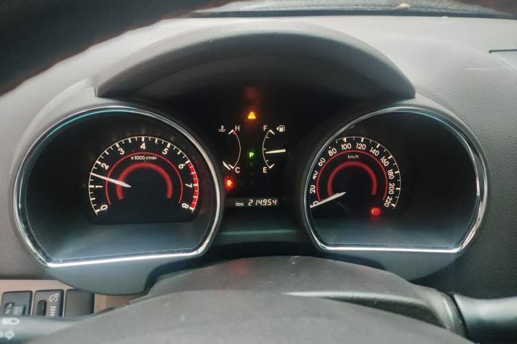 Used Toyota Highlander 2012 2.7L Two-Wheel Drive 7-Seater Luxury Edition Instrument Cluster