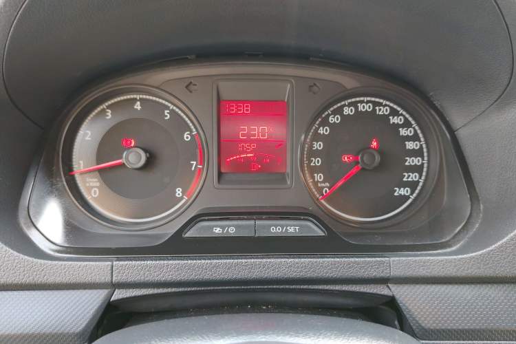 Used Volkswagen Jetta 2017 1.4L Manual Fashion Edition
