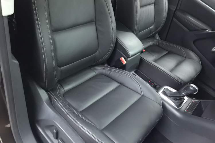 Used Volkswagen Tiguan 2016 300TSI Automatic Two-Wheel Drive Comfort Edition Right Front Seat