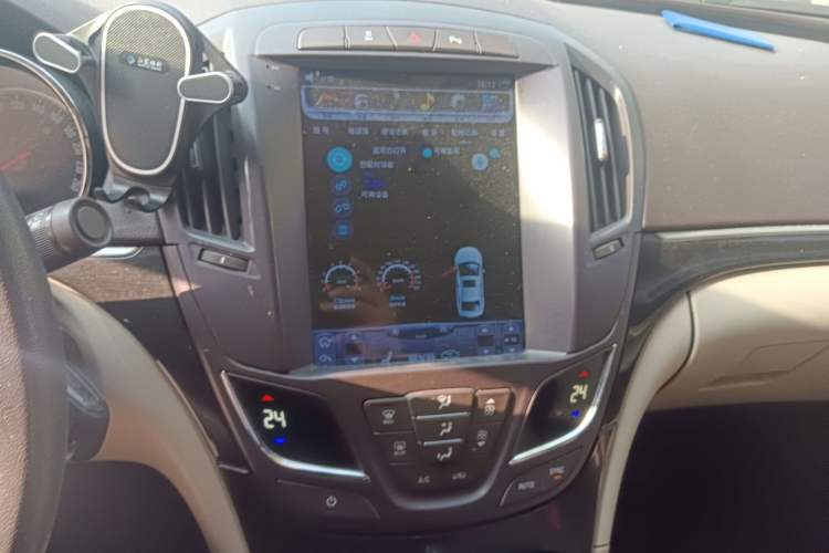 Used Buick Regal 2015 2.0L Leading Fashion Edition
