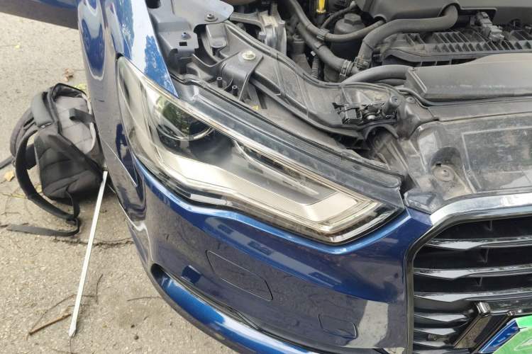 Used Audi A3 2014 Limousine 40 TFSI S line Comfort Model Right Front Headlight