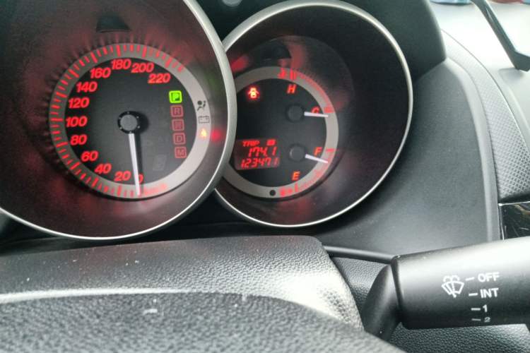 Used Mazda 3 2008 Hatchback 2.0 Luxury Model
