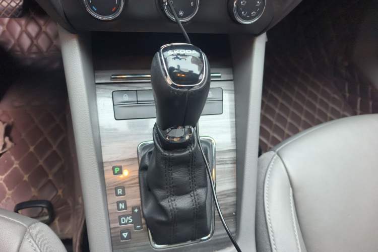 Used Skoda Octavia 2015 1.6L Automatic Yijun Edition