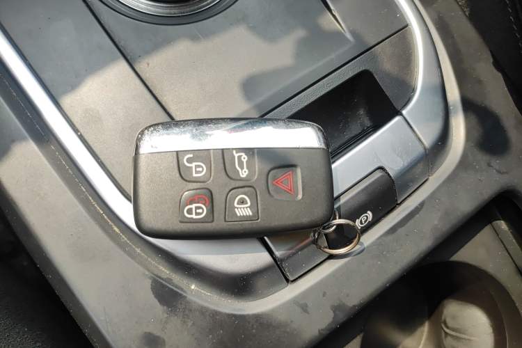 Used Land Rover Discovery Sport 2016 2.0T SE