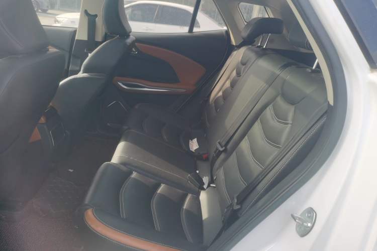 Used Zotye T300 2017 1.5T CVT Luxury Model Left Rear Seat