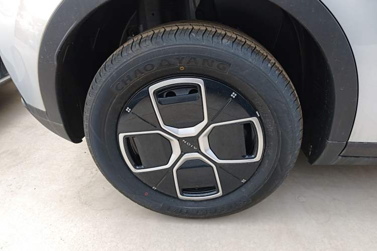 Used AION UT 2025 330 Starlight Edition