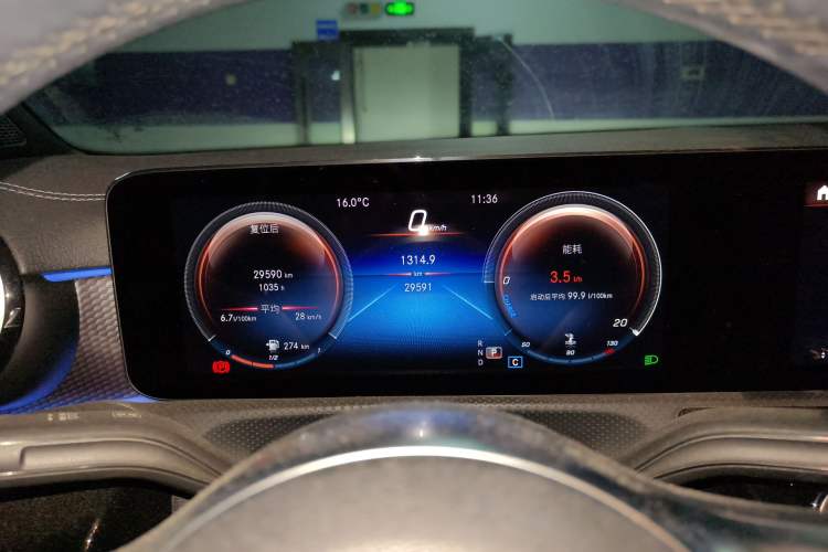 Used Mercedes-Benz A-Class 2022 Second Facelift A 200 L Sport Sedan Fashion Version Instrument Cluster