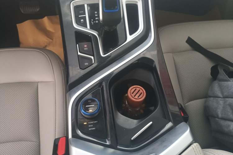 Used Geely Auto Jiajie New Energy 2021 ePro 1.5TD PHEV Comfort Edition Gear Lever