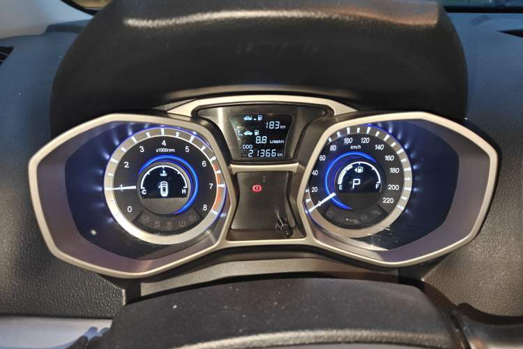 Used JAC Group Refine S3 2014 1.5L CVT Luxury Smart Model
