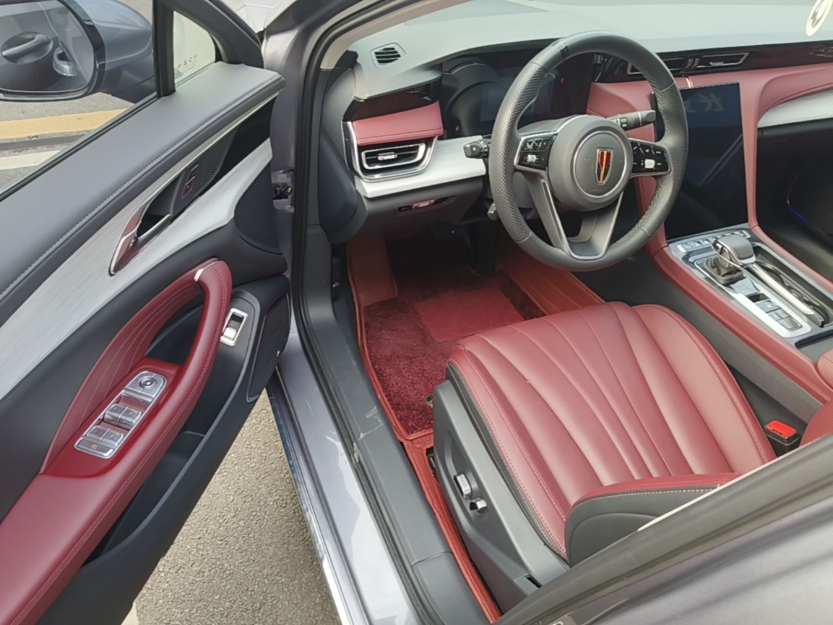 Hongqi H5 2025 1.5T DCT Qiyun 500 000th Unit Commemorative Edition — снимка 18