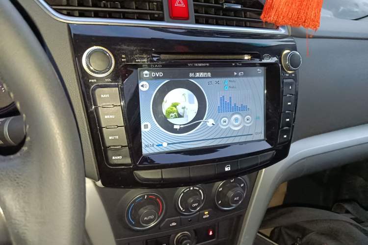 Used Great Wall Wingle 6 2014 2.0T Two-Wheel Drive Elite Version 4D20B