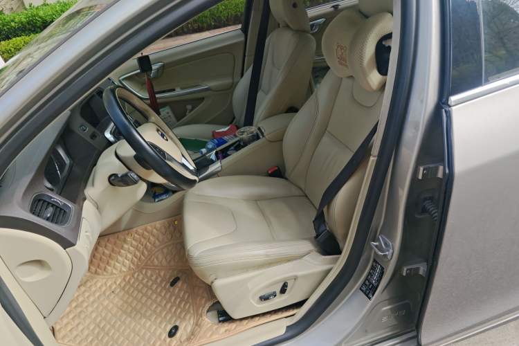 Used Volvo S60 2015 S60L T5 Intelligent Drive Edition Left Front Seat