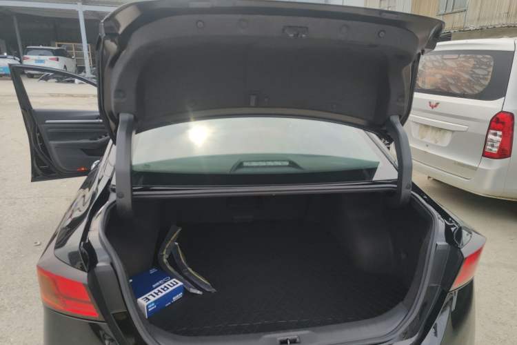 Used Nissan Teana 2021 2.0L XL Comfort Edition Trunk