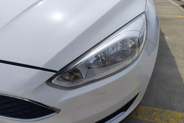 Used Ford Focus 2015 Hatchback 1.6L Automatic Fashion Edition