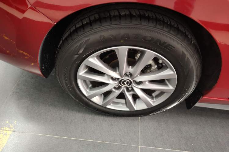 Used Mazda 3 Axela 2021 2.0L Automatic Zhiqing Edition Right Rear Wheel Hub