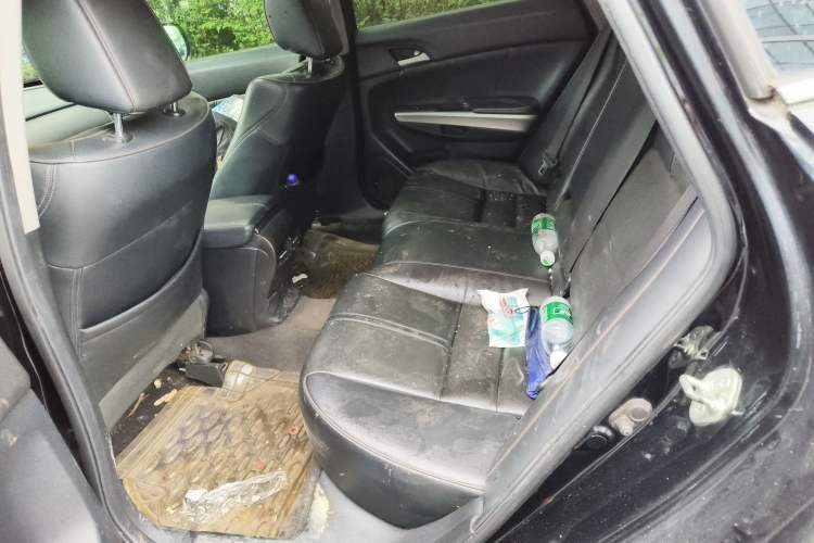 Used Honda Crosstour 2012 2.4L Luxury Edition Left Rear Seat