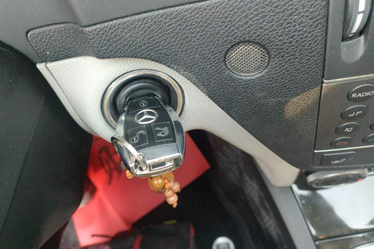 Used Mercedes-Benz C-Class 2010 C 200 CGI Fashion Model
