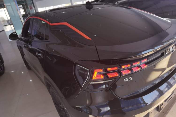 Used Lynk & Co 05 2020 2.0TD Four-Wheel Drive Limited-Edition Timed Release
