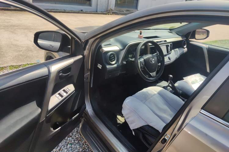 Used Toyota RAV4 2013 2.0L CVT Four-Wheel Drive Fashion Edition
