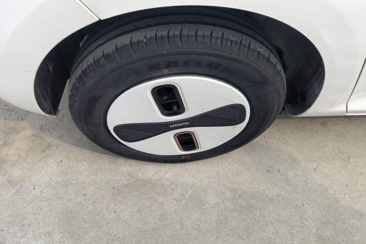 Used CHANGAN NEVO Lumin 2026 Model Treasure Edition 205km Passionate Beige Ningde Exterior 5