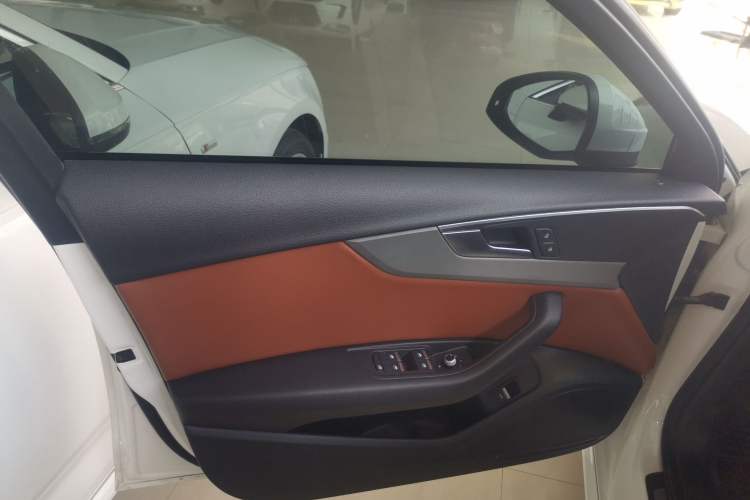 Used Audi A4L 2017 40 TFSI Ambition Edition