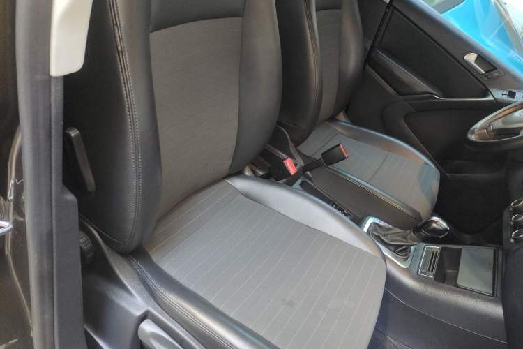 Used Volkswagen Tiguan L 2015 1.8TSI Automatic Two-Wheel Drive Trend Edition