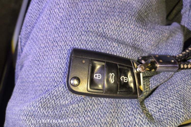 Used Volkswagen Tiguan 2017 330TSI Four-Wheel Drive High-End Model Vehicle Key