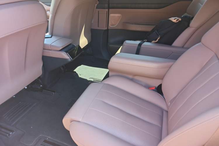 Used Nio ES8 2024 75 kWh
