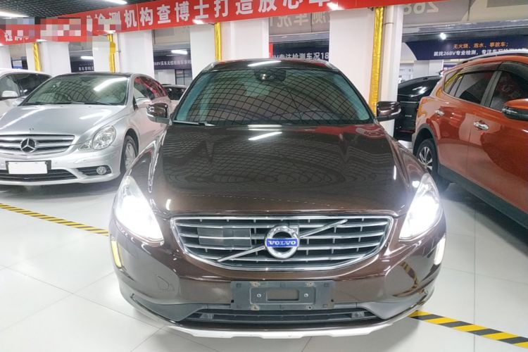 Used Volvo XC60 2017 T5 AWD Smart Upgrade Edition Front