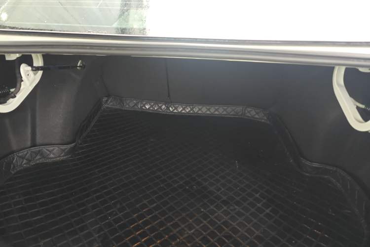 Used Volkswagen Sagitar 2021 280TSI DSG Luxury Smart Connectivity Edition Trunk