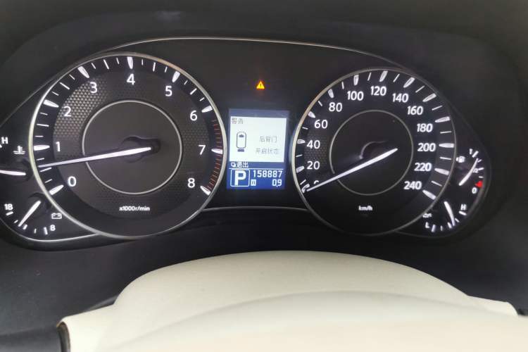 Used Nissan Patrol 2012 5.6L V8 Flagship Edition
