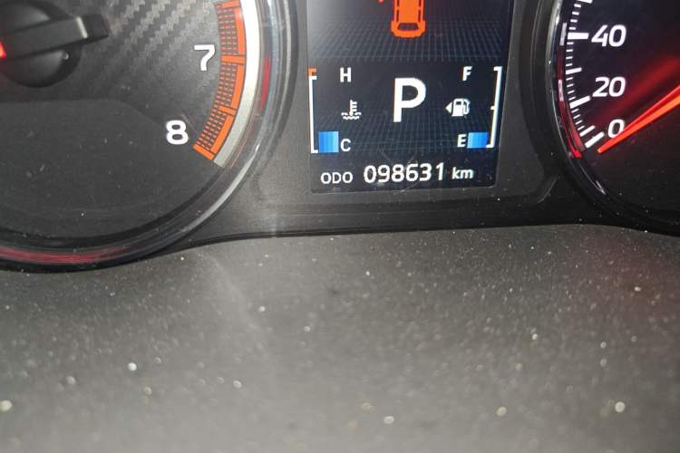 Used Mitsubishi ASX 2020 2.0L CVT Smart Edition Odometer Close Up
