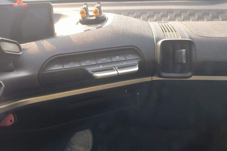 Used Baojun KiWi EV 2022 Designer Lite Edition Ternary Lithium
