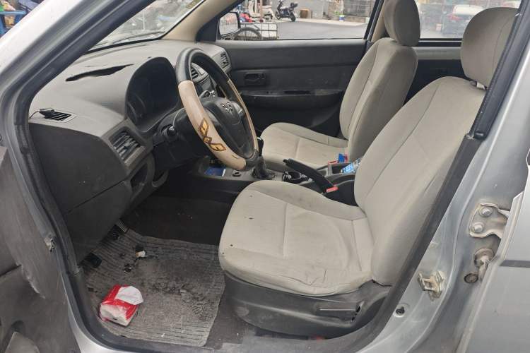 Used Wuling Hongguang 2014 1.2L Base Model China IV
