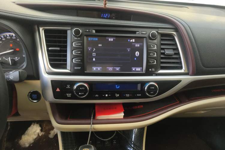 Used Toyota Highlander 2017 2.0T Four-Wheel Drive Ultimate Edition 7 Seats
