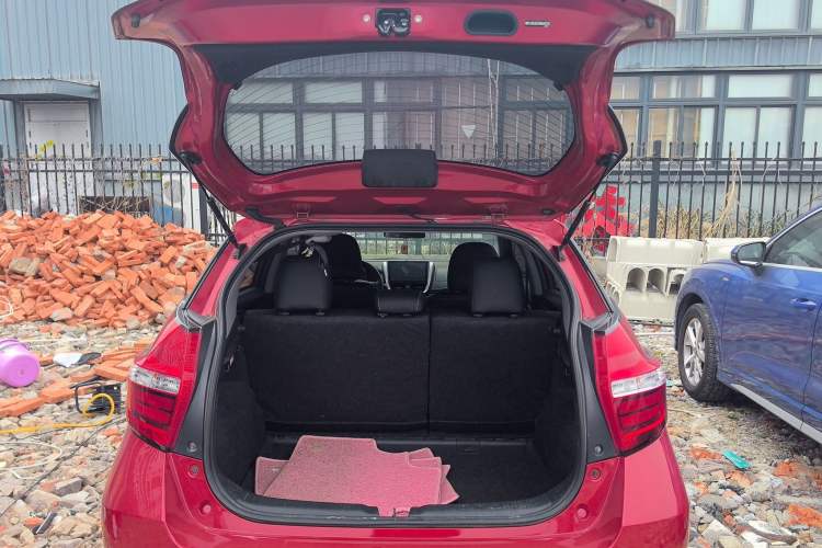 Used Toyota YARiS L Zhi Xuan 2019 1.5E CVT Dynamic Edition China VI compliant