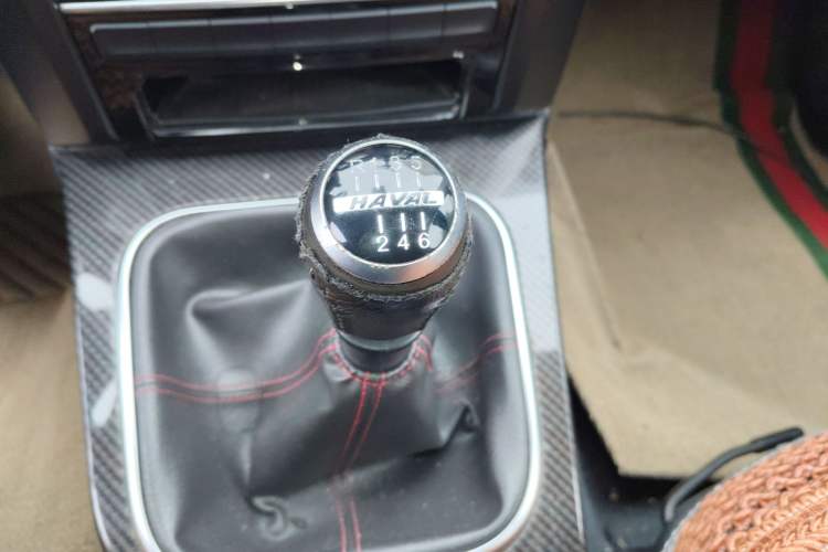 Used Haval H5 Classic 2015 2.0T Manual Two-Wheel Drive Elite Version
