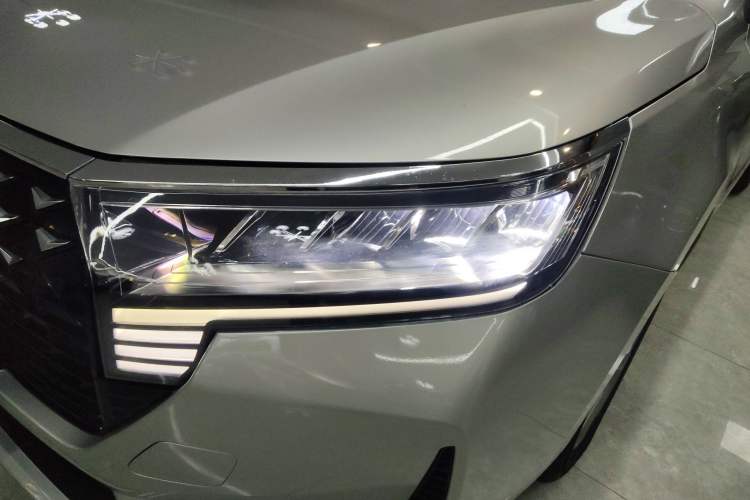 Used Venucia D60 2021 PLUS 1.6L XL CVT Yue Ling Edition
