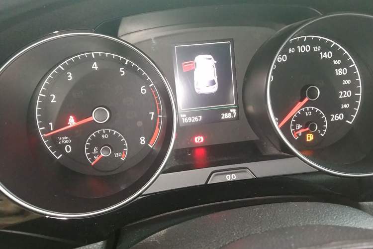 Used Volkswagen Golf 2015 1.4TSI Sportsvan Instrument Cluster