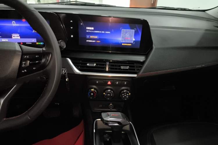 Used Chevrolet Trax 2022 Encore RS 1.5T CVT Cool