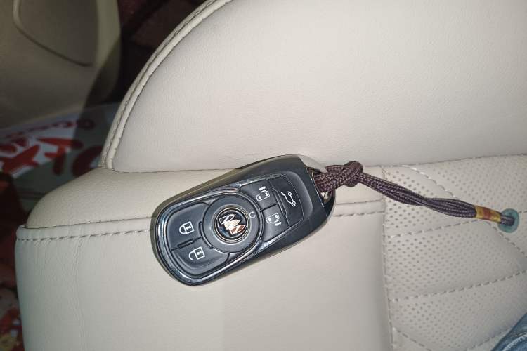 Used Buick GL8 2022 ES Land Cruiser 653T Luxury Model