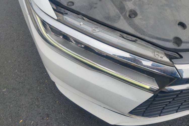 Used BYD Qin New Energy 2019 High-Range Deluxe Model Right Front Headlight