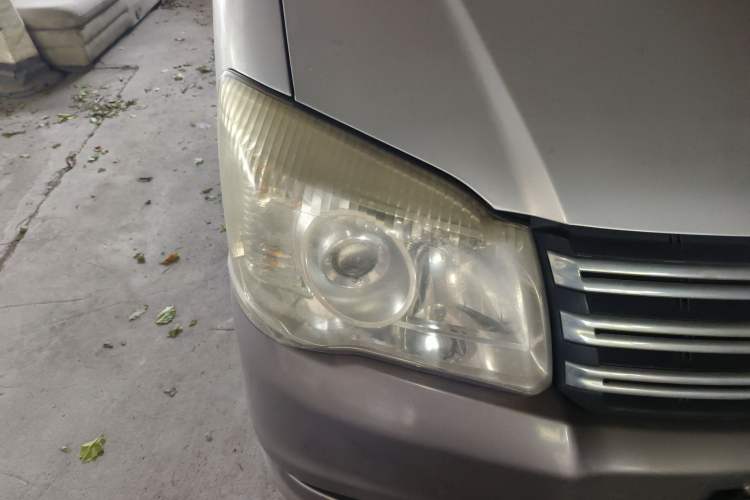 Used FORTHING Lingzhi 2016 M5 2.0L 7-seat Long-wheelbase Comfort Version