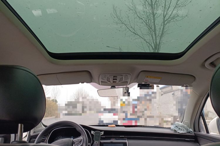 Used Roewe RX5 MAX 2019 300TGI Automatic 4G Connect Luxury Edition
