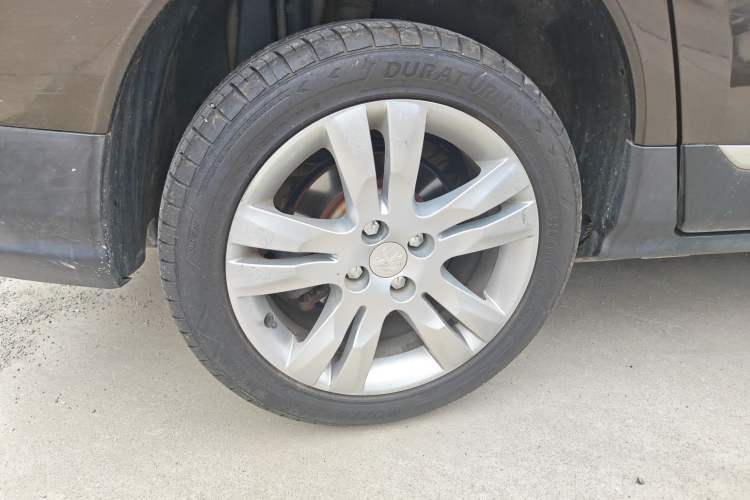 Used Peugeot 3008 2016 2.0L Automatic Classic Edition Right Rear Wheel Hub