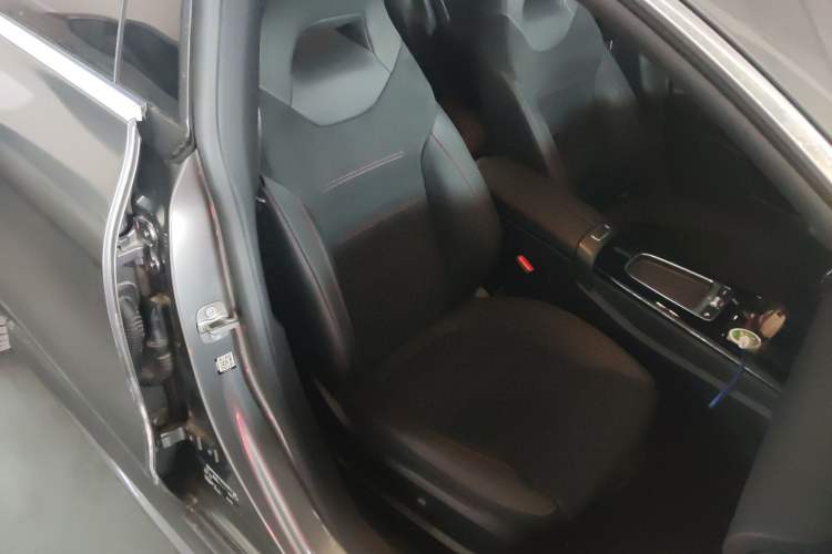 Used Mercedes-Benz CLA 2024-Year Facelifted CLA 200