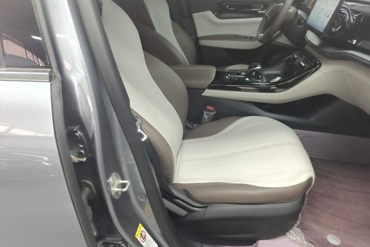 Used BYD Qin PLUS 2024 HONOR Edition DM-i 55KM Leading Model