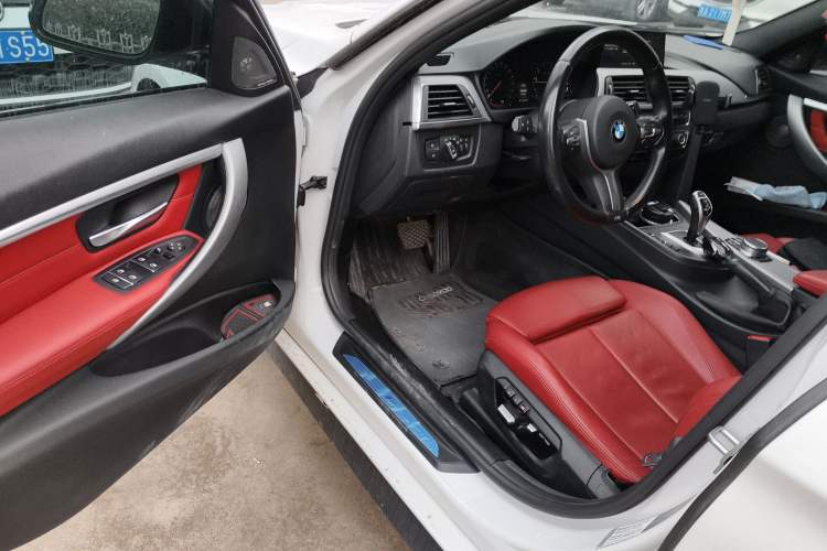 Used BMW 3 Series 2019 320i M Sport Night Edition
