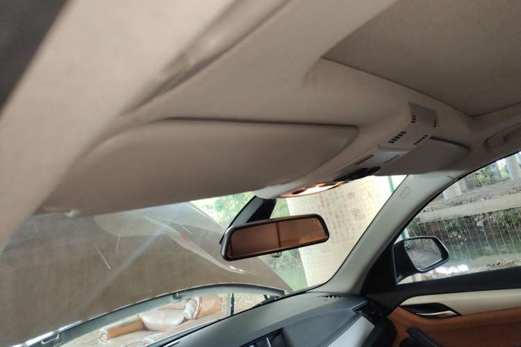 Used BMW X1 2014 sDrive18i Fashion Model
